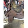 Image 2 : LEATHER CIRCLE Y HORSE SADDLE