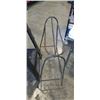 Image 3 : 2 SADDLE RACKS