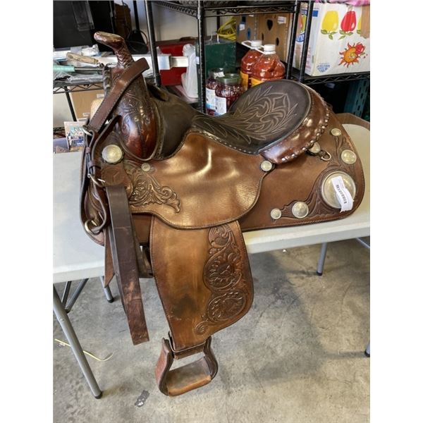 BROWN LEATHER CIRCLE Y SHOW SADDLE
