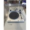 Image 1 : VINTAGE PIONEER QUARTZ DIRECT DRIVE FULL AUTOMATICE TIURNTABLE MODEL PL-S50