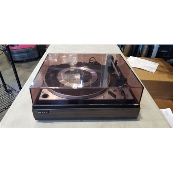VINTAGE DUAL CS 18 TURNTABLE
