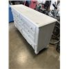 Image 3 : PAINTED WHITE 7 DRAWER DRESSER