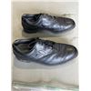 Image 2 : PAIR OF MENS DRESS SHOES SIZE 11