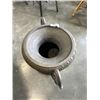 Image 3 : HEAVY CAST IRON PLANTER, 27 INCH TALL