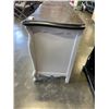Image 4 : VINTAGE 9 DRAWER DRESSER