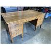 Image 2 : VINTAGE OAK DESK