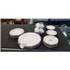 Image 1 : 40 PIECES OF ROYAL DOULTON NAPLES PLATINUM FINE BONE CHINA