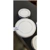 Image 3 : 40 PIECES OF ROYAL DOULTON NAPLES PLATINUM FINE BONE CHINA