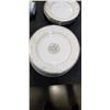 Image 4 : 40 PIECES OF ROYAL DOULTON NAPLES PLATINUM FINE BONE CHINA