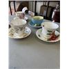 Image 2 : 5 VINTAGE CUPS AND SAUCERS - ROYAL ALBERT AND 1 AYNSLEY