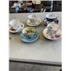 Image 4 : 5 VINTAGE CUPS AND SAUCERS - ROYAL ALBERT AND 1 AYNSLEY