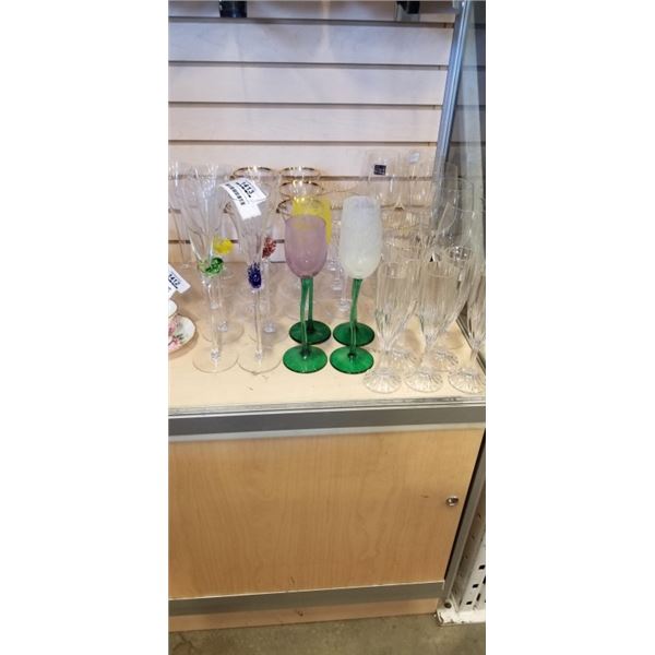 LARGE LOT OF ASSORTED STEMWARE