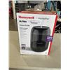 Image 2 : HONEYWELL ULTRASONIC COOL MIST HUMIDIFIER - TESTED WORKING, RETAIL $109