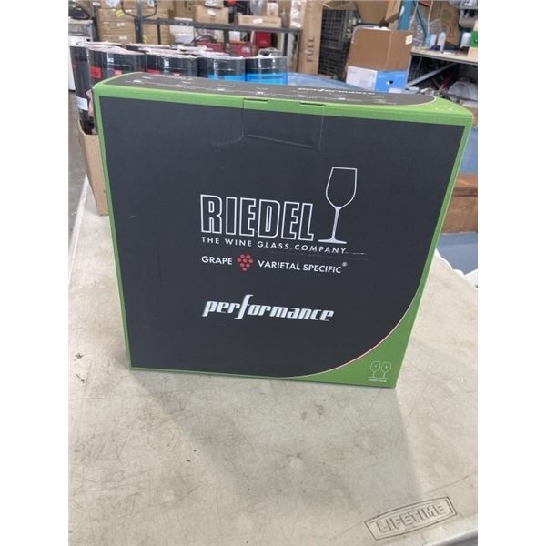 NEW SET OF RIEDEL PINOT NOIR PERFORMANCE WINE GLASSES