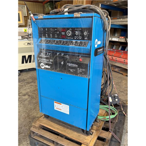 Miller Syncrowave 351 AC/DC TIG Welding Power Source w/ Hoses, etc