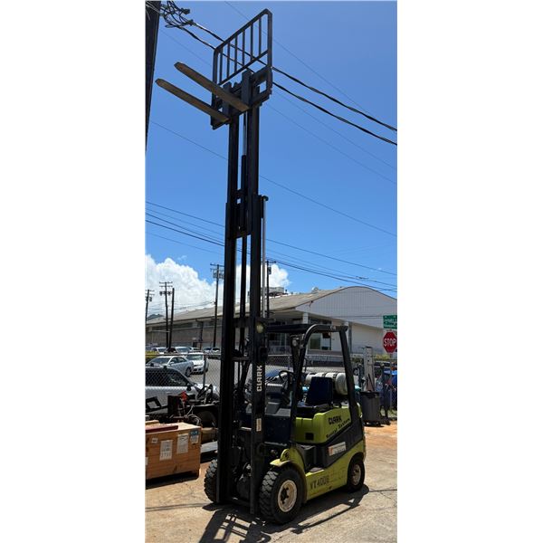 Clark C18L Propane Forklift  (Starts & Runs - See Video)