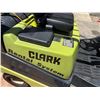 Image 22 : Clark C18L Propane Forklift  (Starts & Runs - See Video)