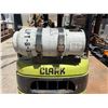 Image 25 : Clark C18L Propane Forklift  (Starts & Runs - See Video)