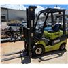 Image 2 : Clark C18L Propane Forklift  (Starts & Runs - See Video)
