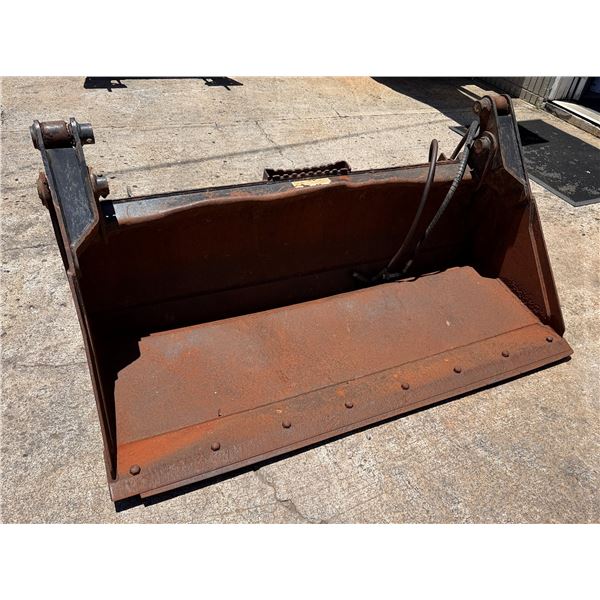 CAT 3 In 1 Bucket, Skid Steer Attachment 50"