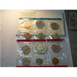 1969 P AND D MINT SET 10 PIECE 