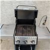 Image 4 : Broil King Baron Gas Grill with Side Shelves, Cover & Chef's Matt
