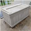 Image 1 : Suncast Plastic Outdoor Storage Box