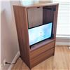 Image 12 : Samsung 32-Inch LED TV with Teak Venier Cabinet
