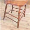 Image 7 : 3 Antique Spindle Chairs