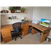 Image 4 : L-shaped wood office desk with drawers