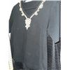 Image 12 : Medium Tops, Long and Short Sleeves