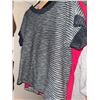 Image 3 : Medium Tops, Long and Short Sleeves