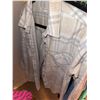 Image 7 : T-Shirts and Dress Shirts Size M and