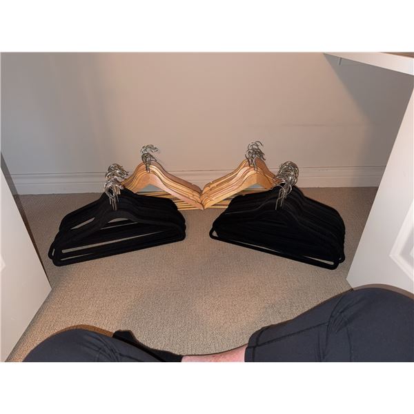 Velvet and Wooden Hangers Multiple