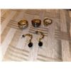 Image 5 : Costume Jewelry Lot With Bangles and