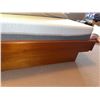 Image 10 : Teak Queen Bed with Built-In Side Tables