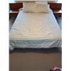 Image 1 : Teak Queen Bed with Built-In Side Tables