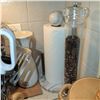 Image 12 : Culinary Essentials - 3 Piece Pottery Set, Hand Blender, Tools, Graders & More