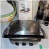 Image 3 : Cuisinart Griddler CGR-4C w/ Food Processor & More