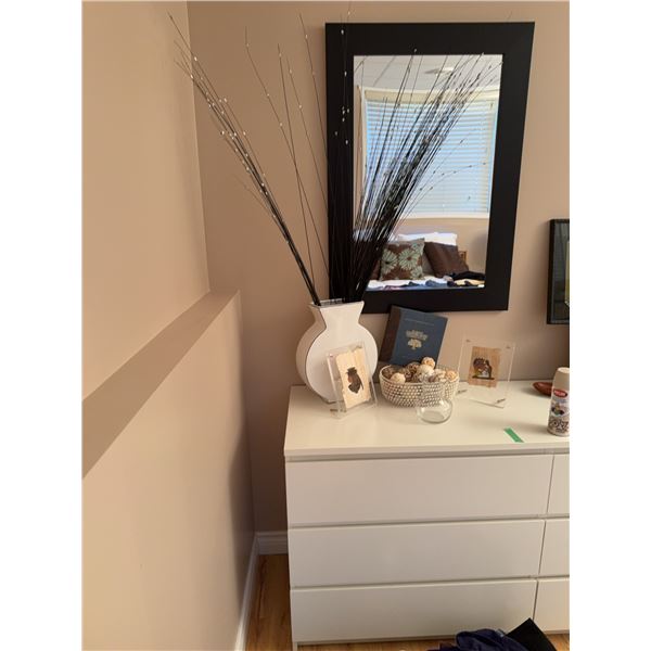Stunning Home Decor Assortment
