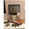 Image 3 : Decorative Home Décor Lot with Framed Art