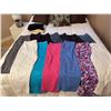 Image 2 : Women's Pants and Jeans Lot Size Medium-Large
