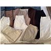 Image 4 : Women's Pants and Jeans Lot  | Size Medium-Large