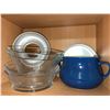 Image 2 : Glass Bakeware and Kitchenware Set