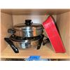 Image 1 : Cookware Including Electric Skillet