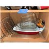 Image 2 : Cookware Including Electric Skillet