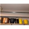 Image 4 : Planters, Wreaths, Watering Cans