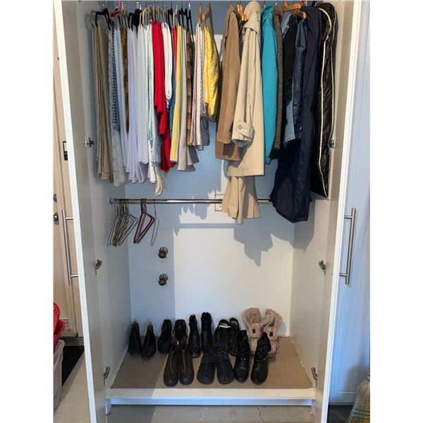 Women's Clothing and Shoes Lot