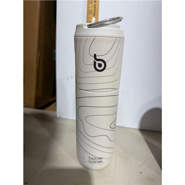 Beats water bottle white