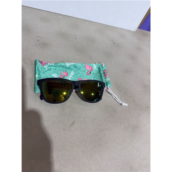 GOOD sunglasses yellow lenses